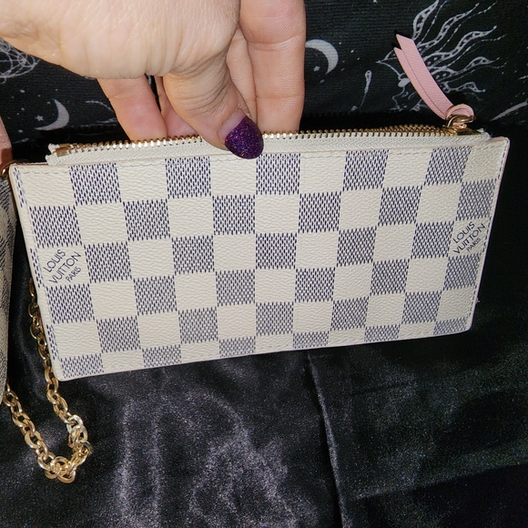 Louie Vuitton Damier Azur Felice Pouchette - Picture 14 of 15